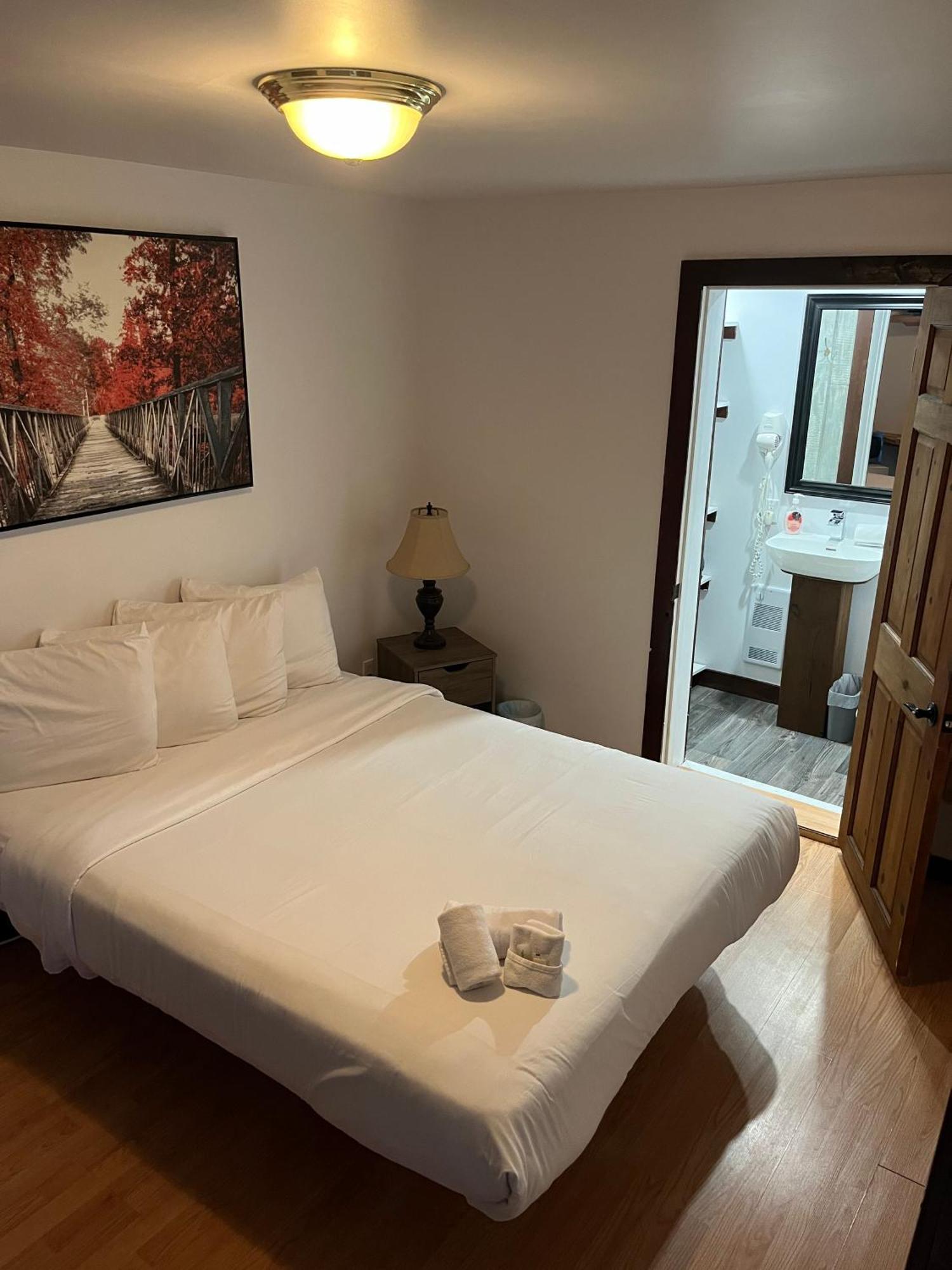 Auberge De Ferme-Neuve Lac-Saint-Paul المظهر الخارجي الصورة