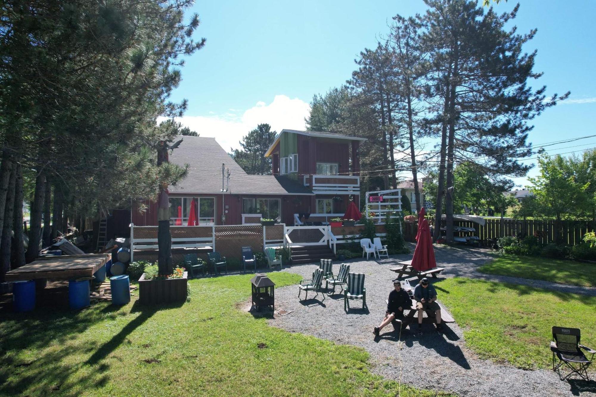 Auberge De Ferme-Neuve Lac-Saint-Paul المظهر الخارجي الصورة